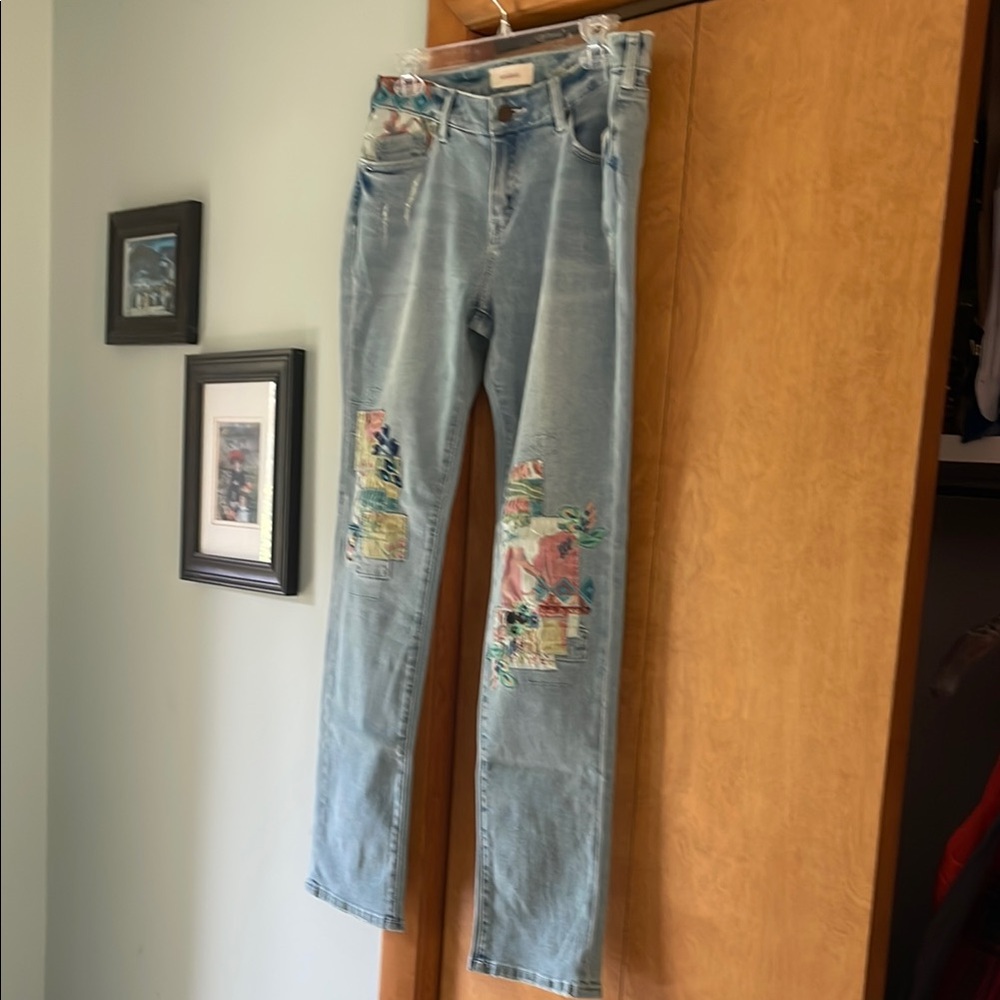 SUNDANCE Embellished Light Blue Jeans 30 waist women’s magnolia fit